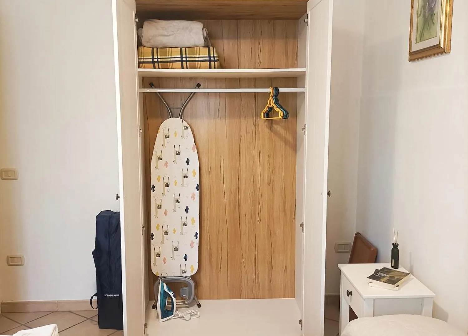 Bright Port View Apartment- Free Parking Cagliari Italy
