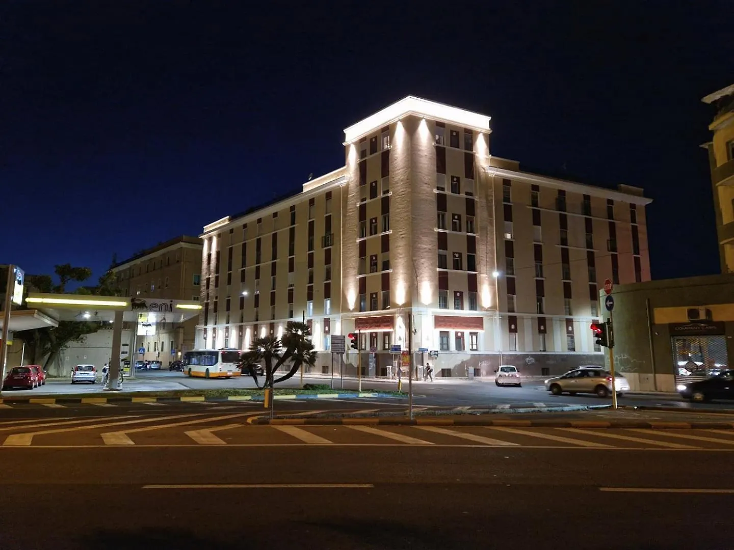 Bright Port View Apartment- Free Parking カリアリ アパート